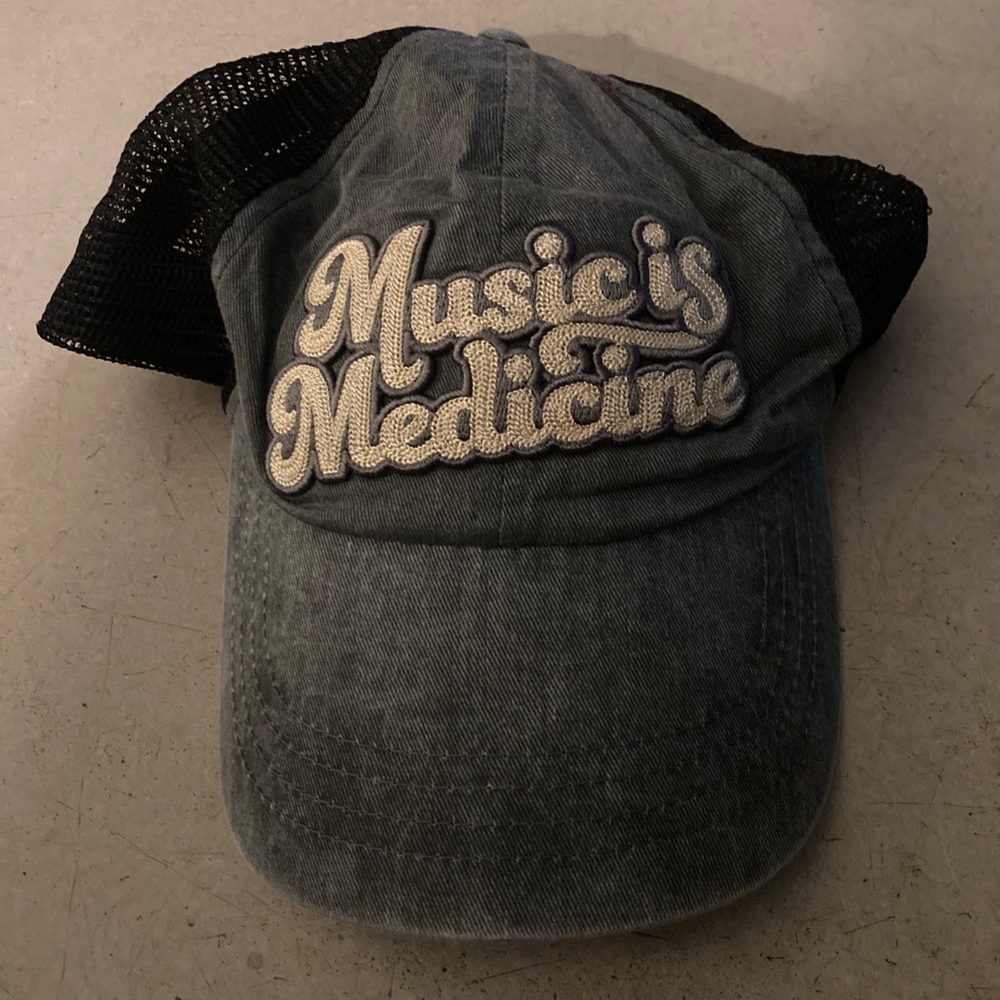 miranda lambert music is medicine hat